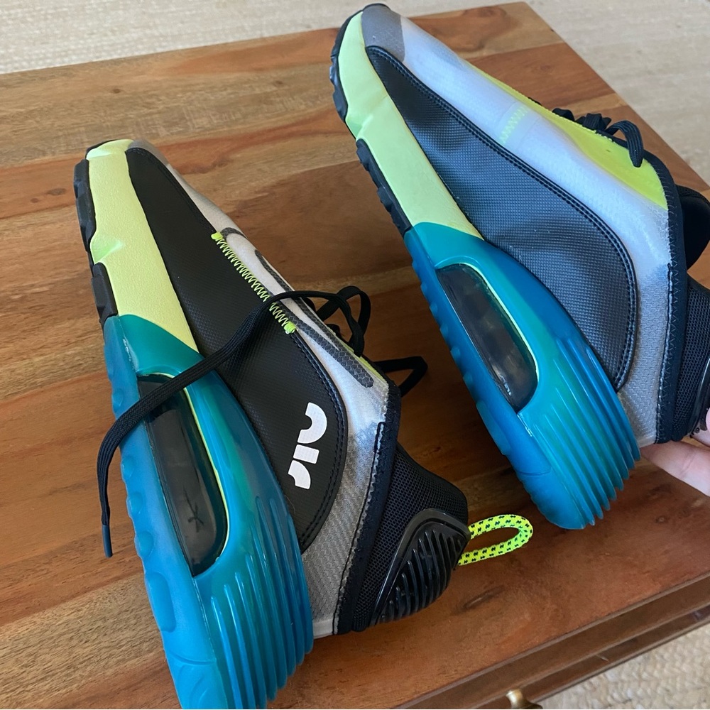 New Nike Air Max 2090 Volt Sneakers - Picture 8 of 9